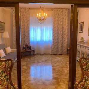 Maison Iva & Gio' Old Style Apartment